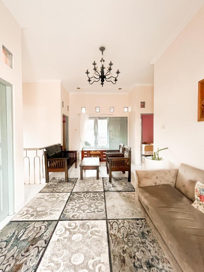 Homestay Kamar Tamu Gedongkiwo Yogyakarta Exterior photo