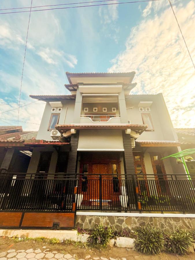 Homestay Kamar Tamu Gedongkiwo Yogyakarta Exterior photo